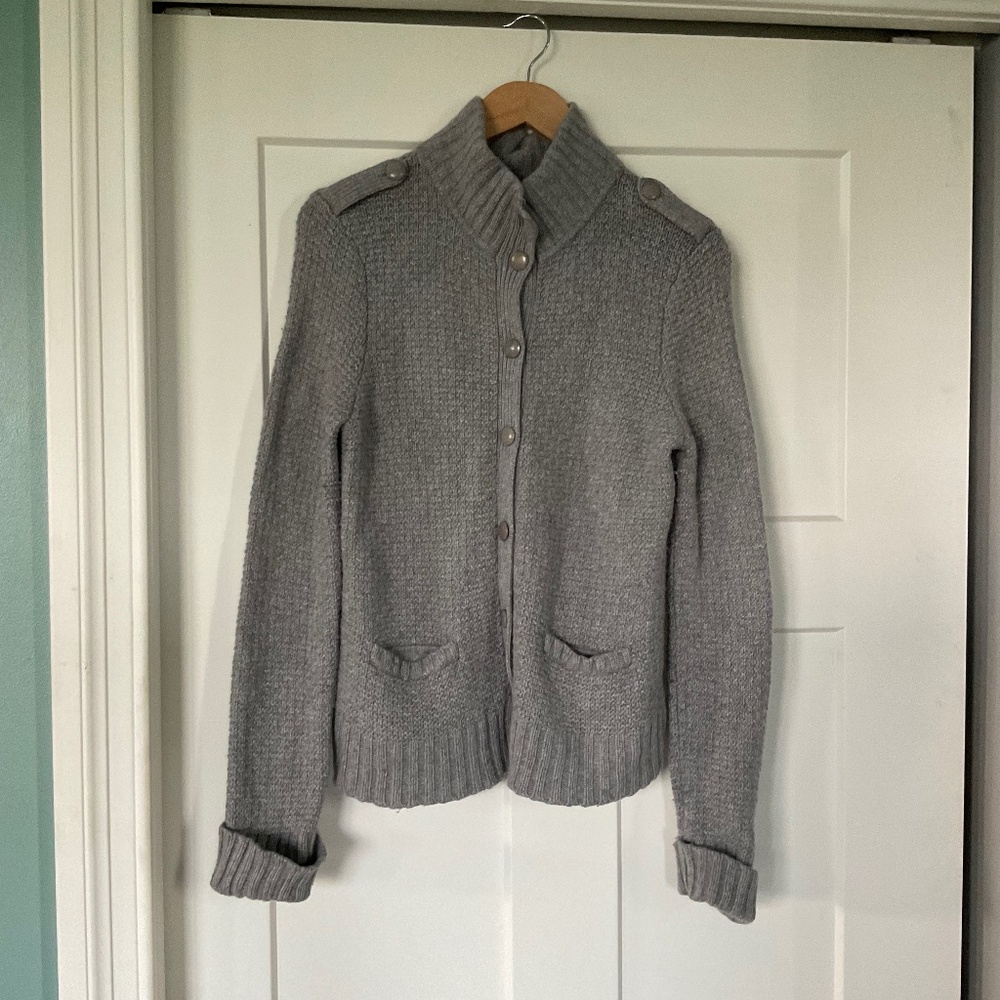 TALBOTS Sweater Cardigan Womens Medium Gray Chunky Knit Long Sleeve